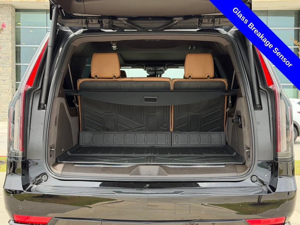 Used 2021 Cadillac Escalade ESV Sport AWD/4WD image 28