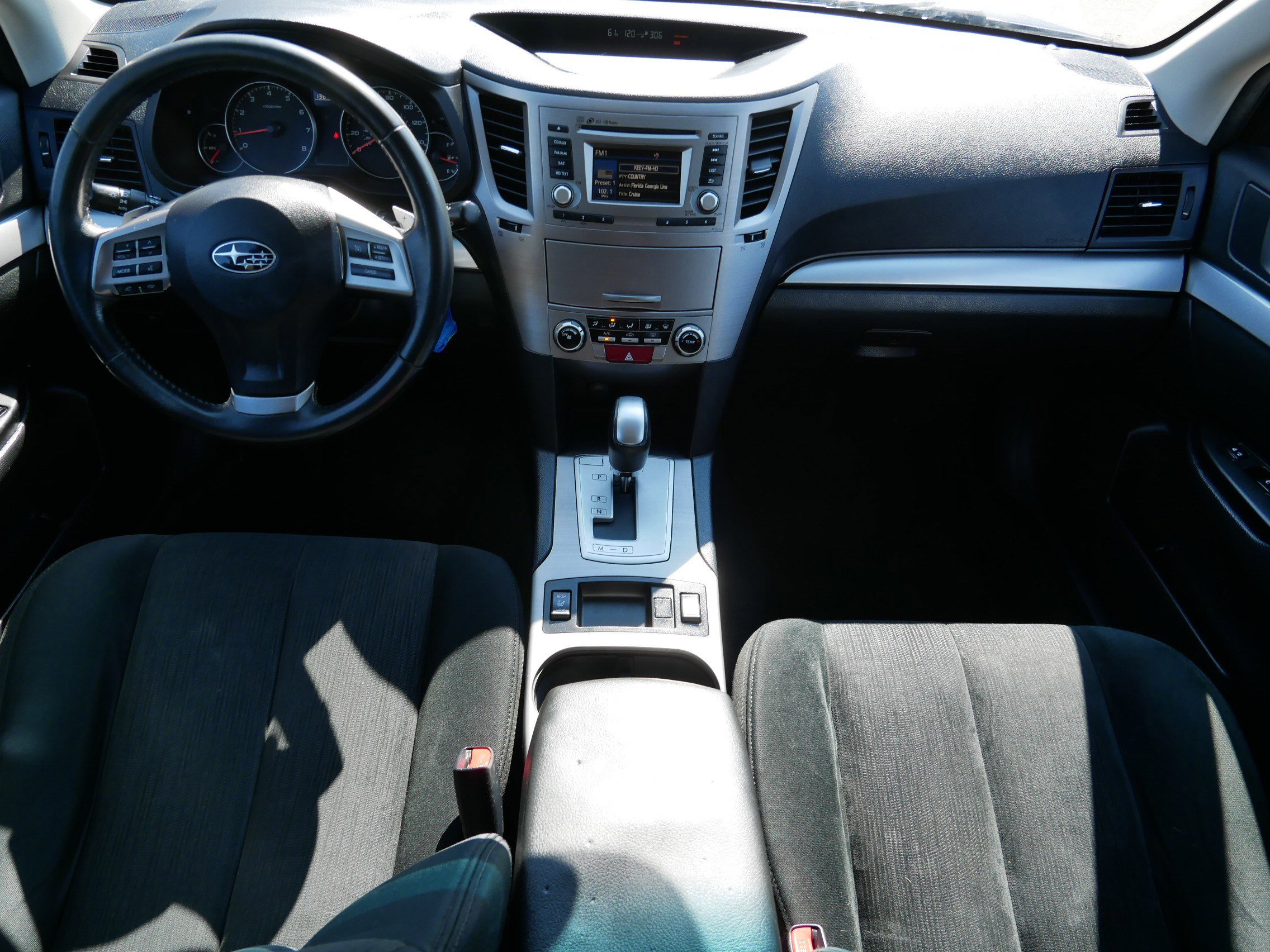 Used 2014 Subaru Outback 2.5i Premium AWD/4WD image 10