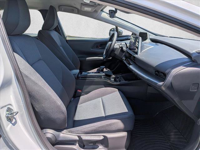 Used 2024 Toyota Prius LE FWD image 19