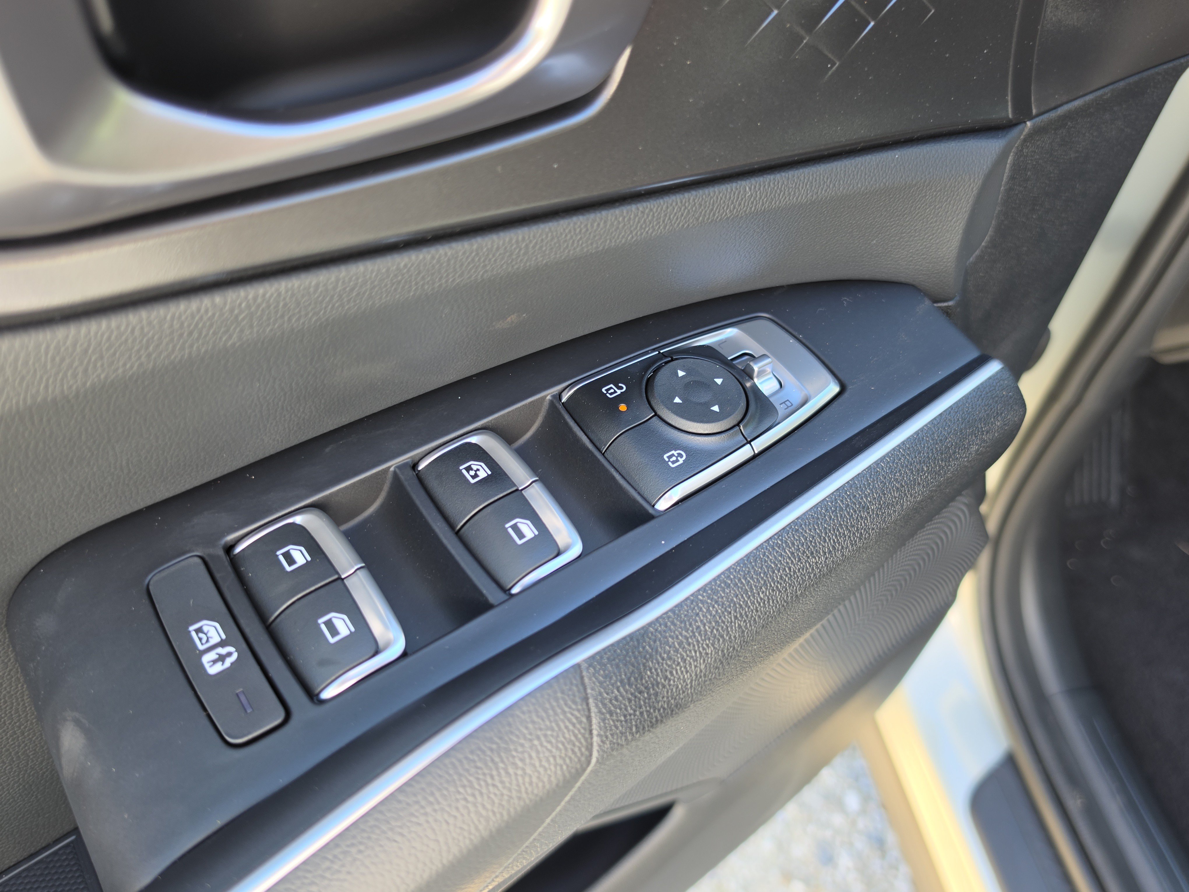 New 2026 Kia Sorento LX FWD image 19