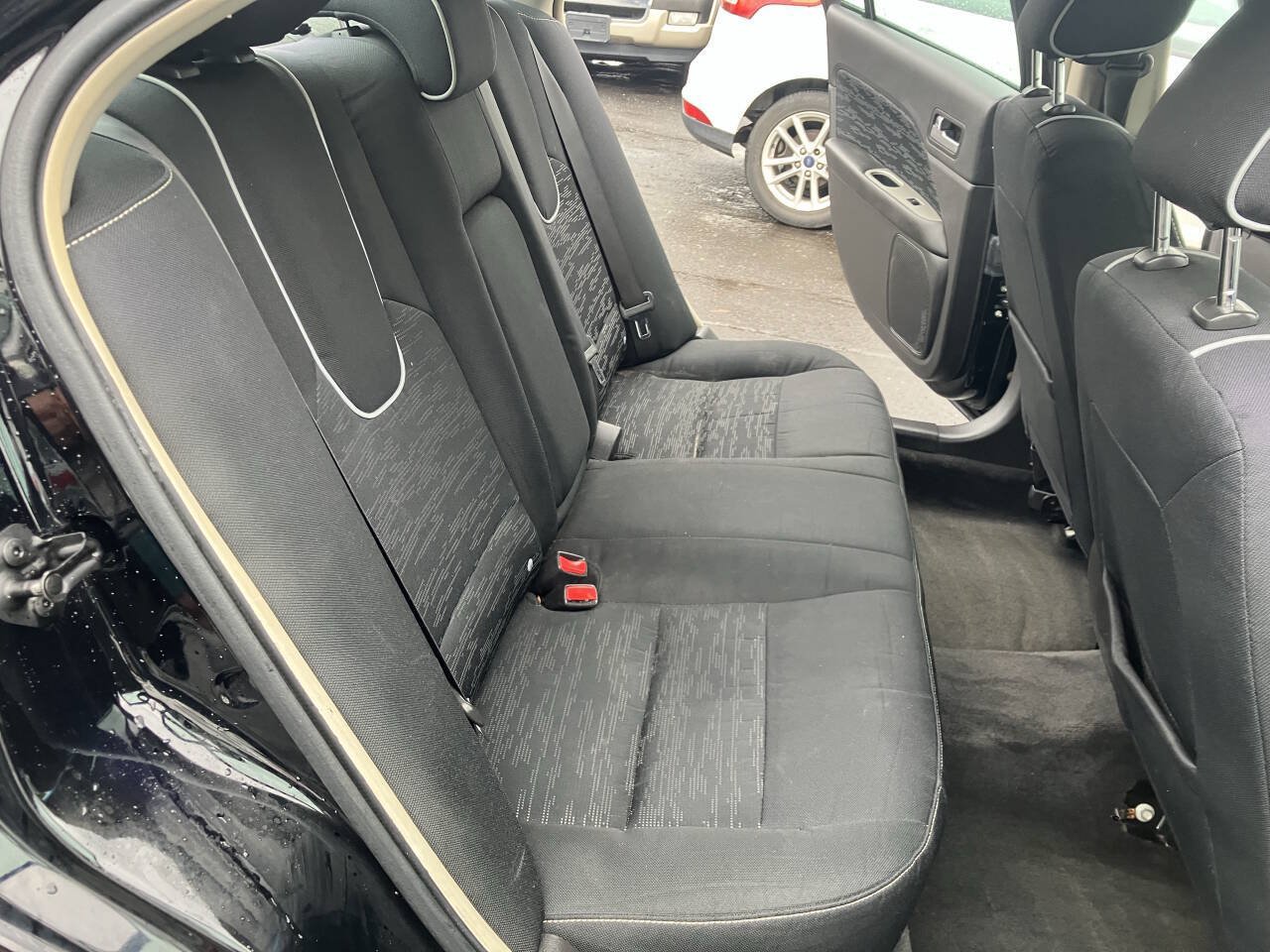 Used 2012 Ford Fusion SE FWD image 27