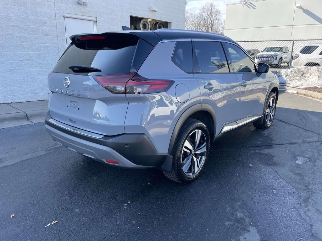 Used 2021 Nissan Rogue SL w/ Premium Package image 10