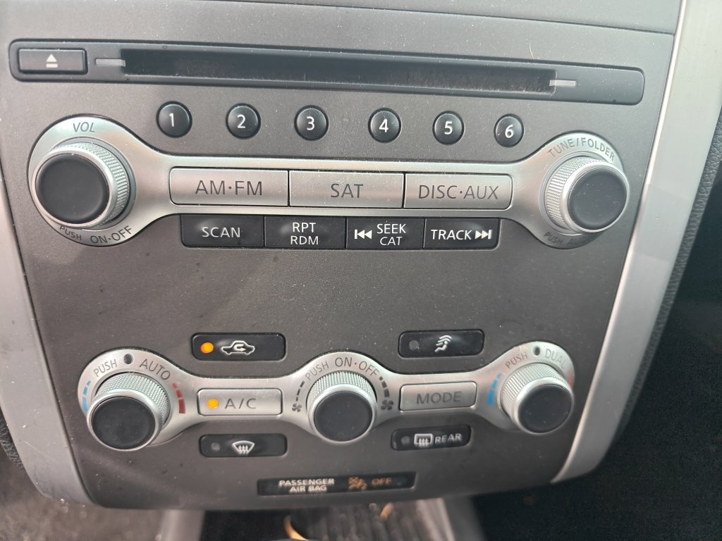 Used 2014 Nissan Murano SL w/ Navigation Package image 19