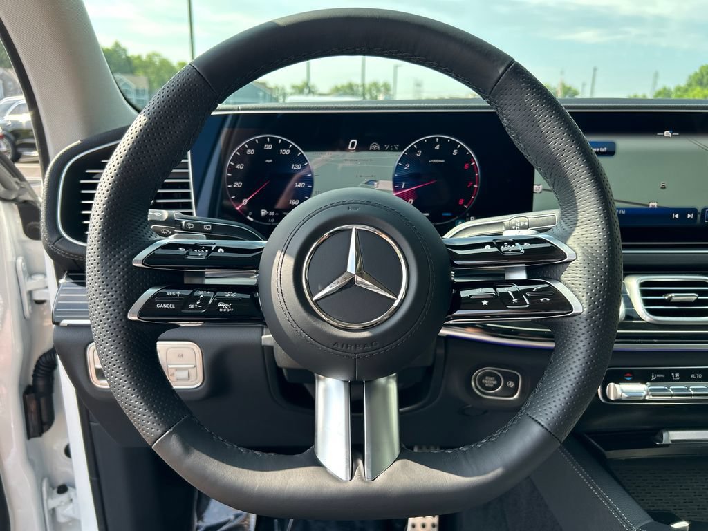 New 2026 Mercedes-Benz GLS 450 4MATIC image 18
