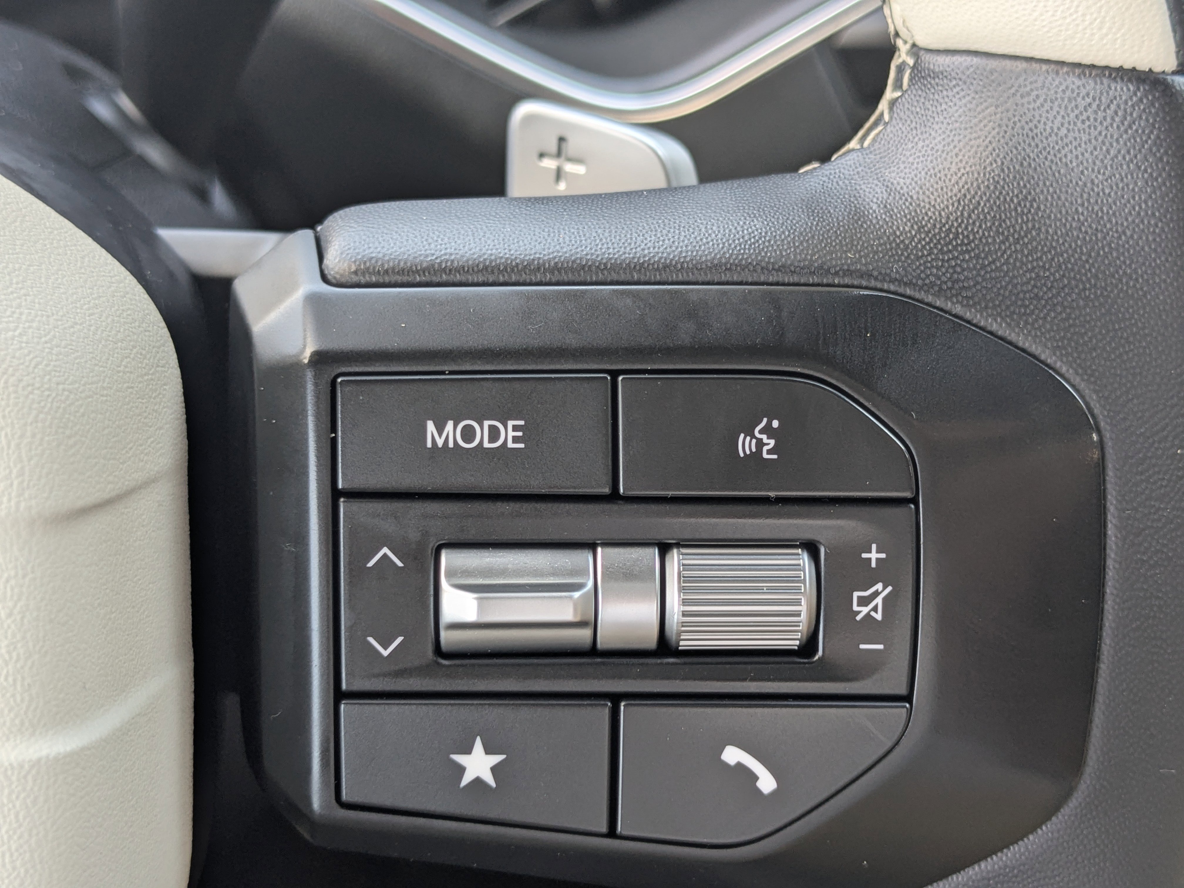 Certified 2025 Kia K4 GT-Line w/ GT-Line Premium Package image 29