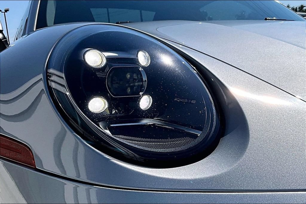 Used 2021 Porsche 911 Carrera RWD image 38