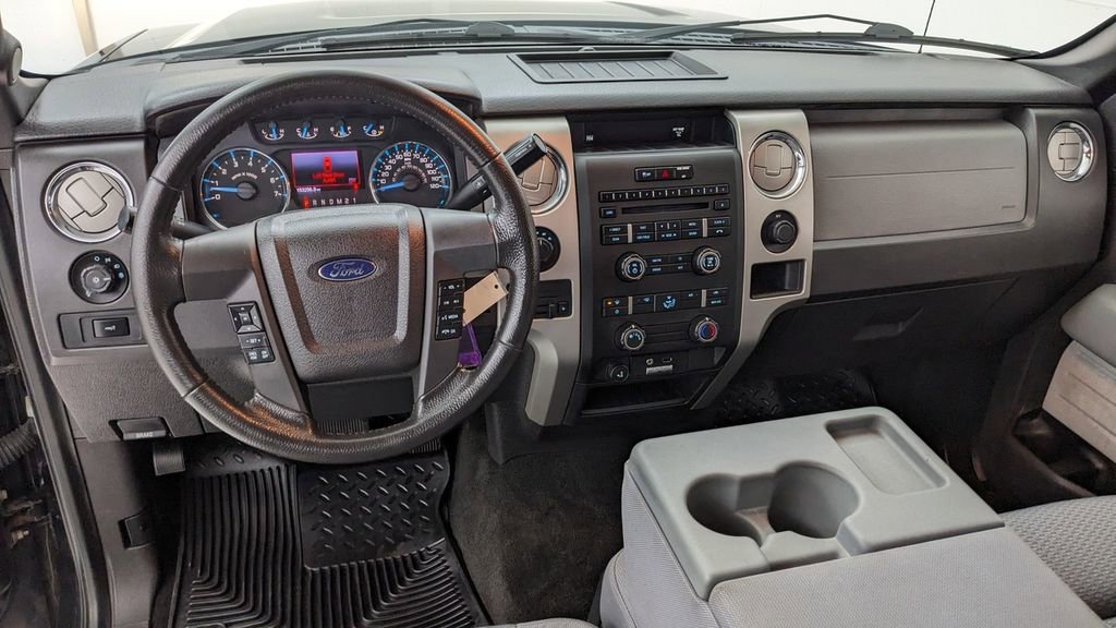 Used 2012 Ford F150 XLT w/ XLT Chrome Pkg image 3