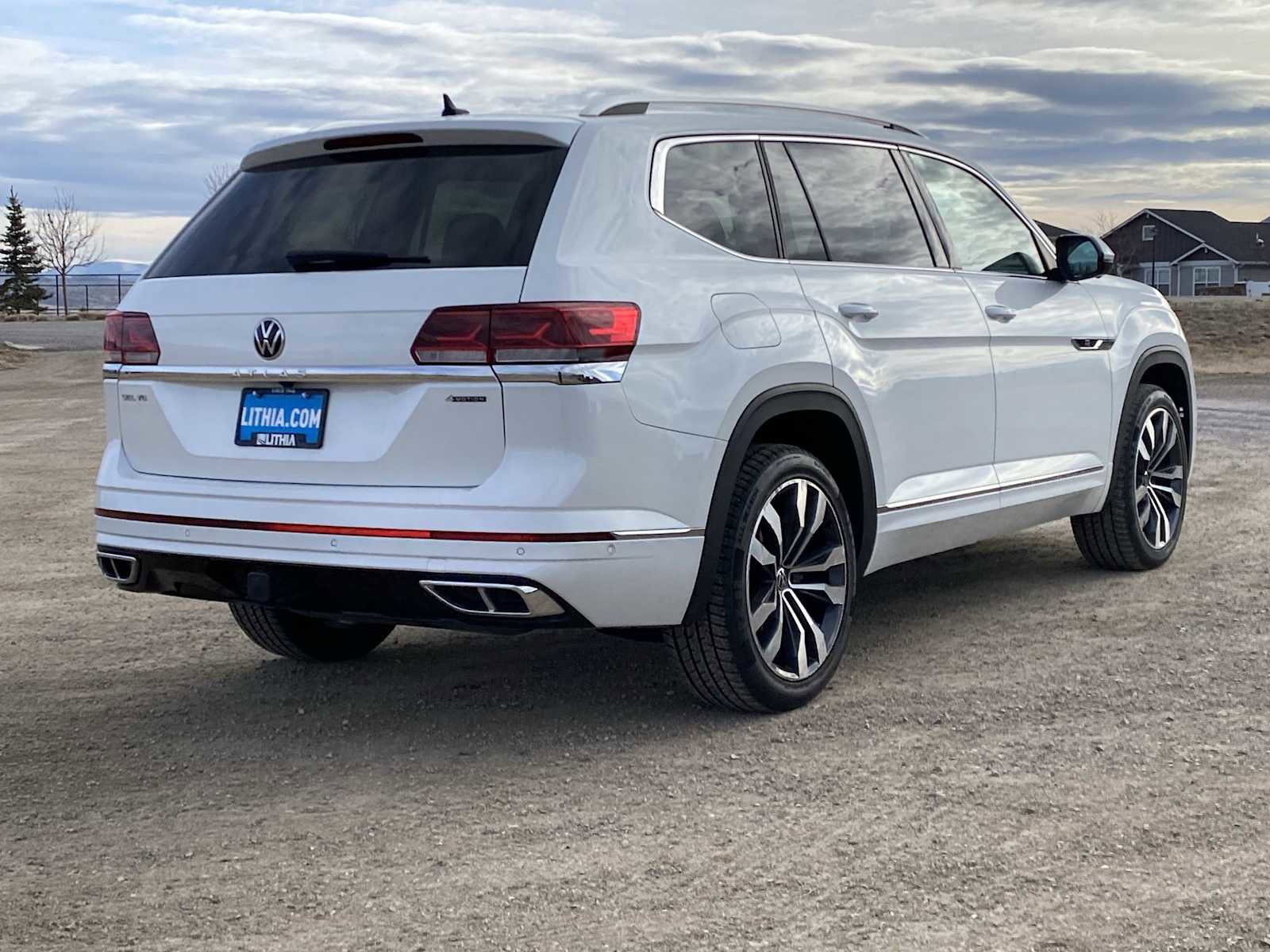 Used 2023 Volkswagen Atlas SEL Premium image 25