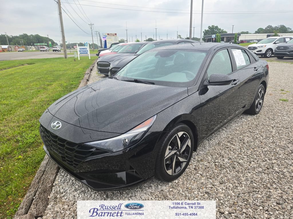 Used 2023 Hyundai Elantra SEL w/ Convenience Package