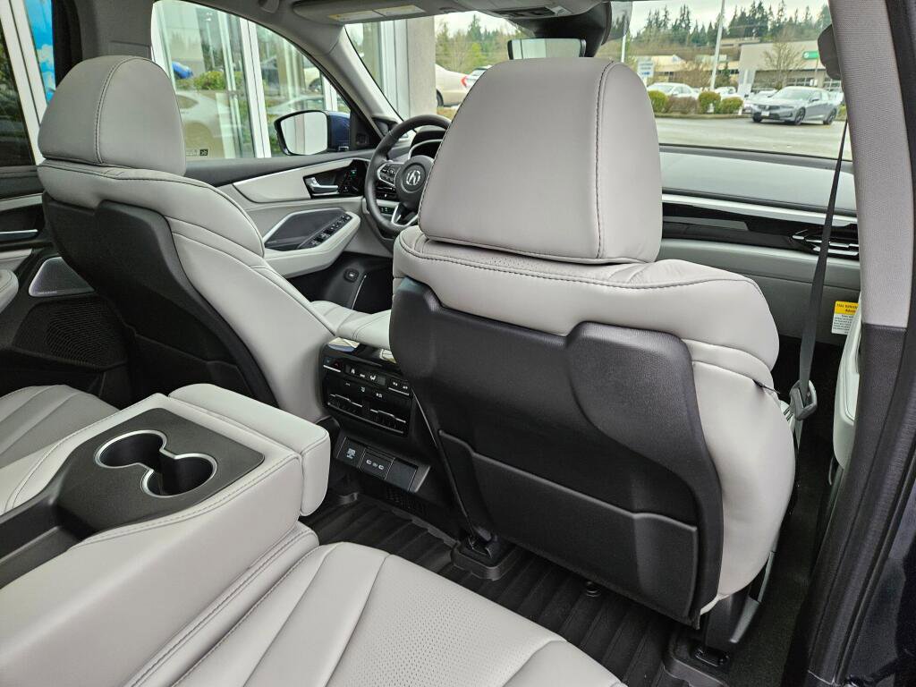 New 2026 Acura MDX SH-AWD w/Tech image 8
