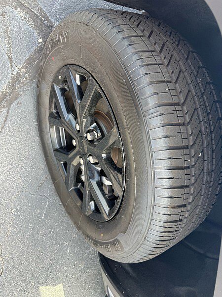 Used 2024 Jeep Grand Cherokee L Laredo AWD/4WD image 22