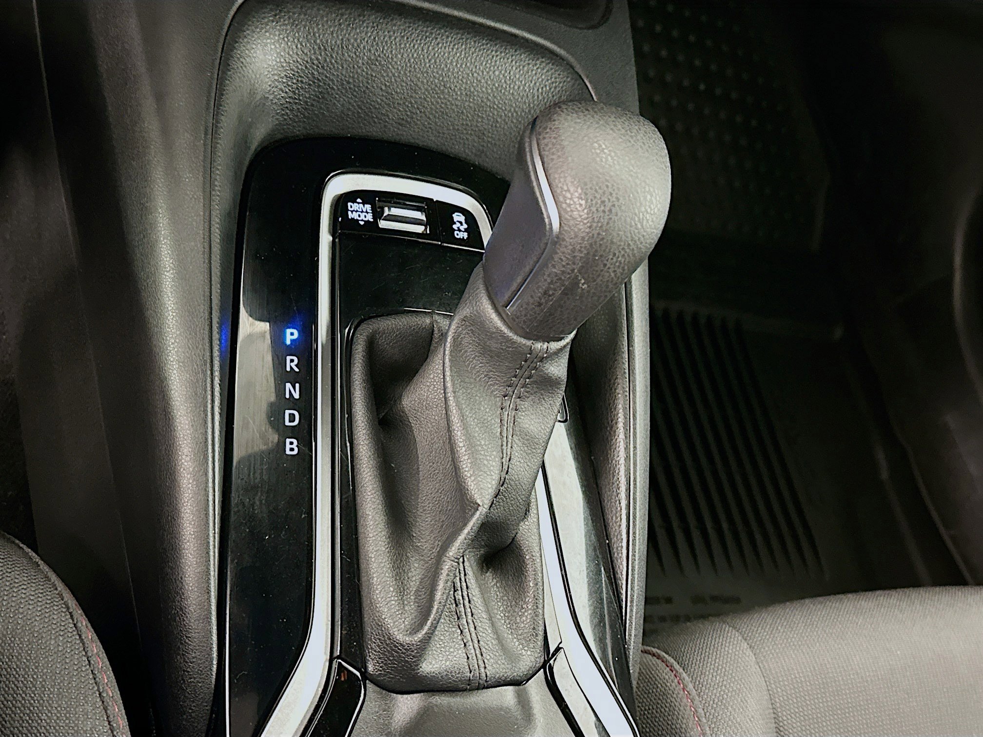 Used 2024 Toyota Corolla SE image 25