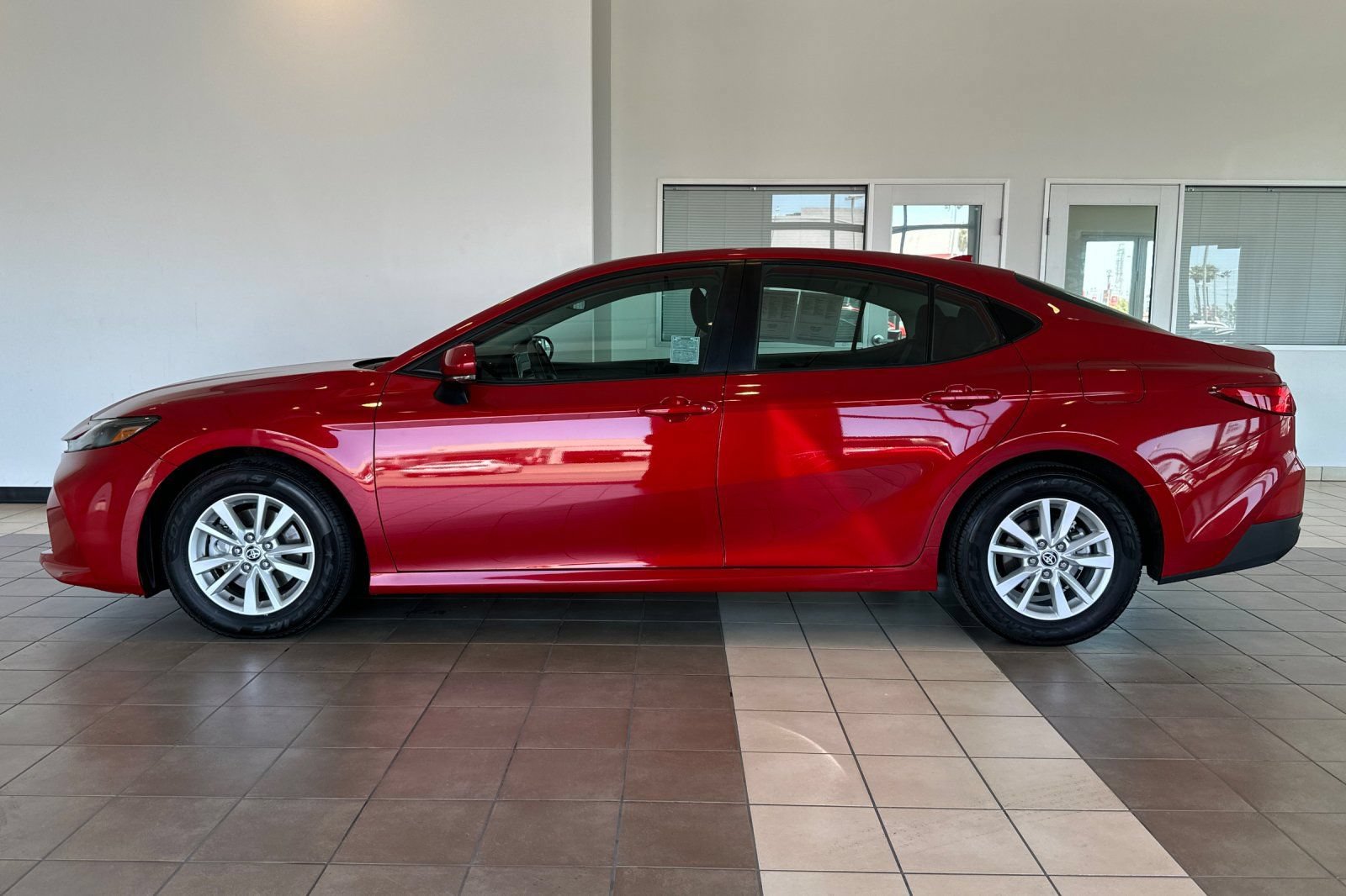 Certified 2025 Toyota Camry LE FWD image 7