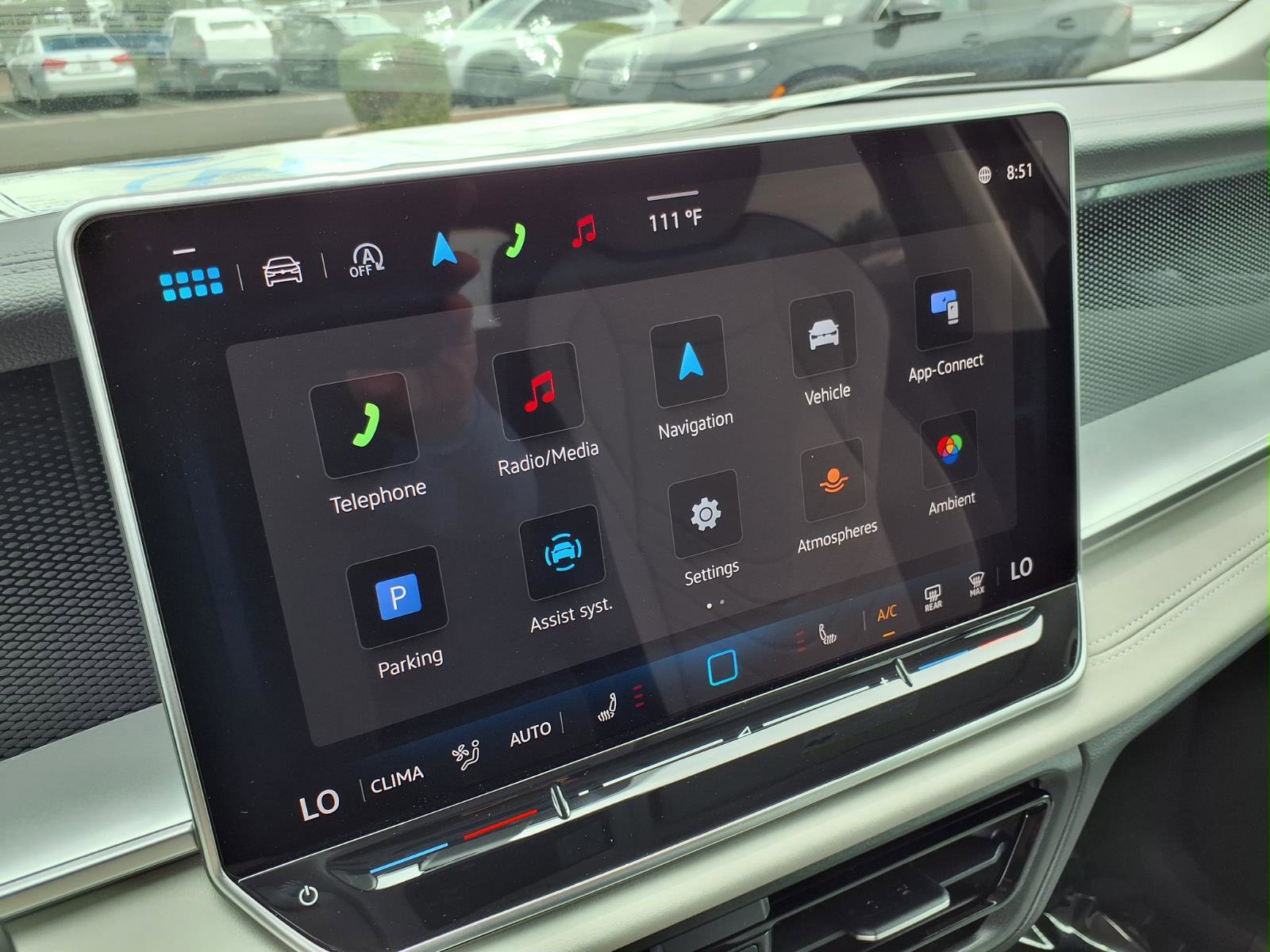 New 2026 Volkswagen Tiguan SE FWD image 15