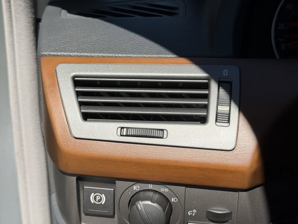 Used 2002 BMW 745i image 29