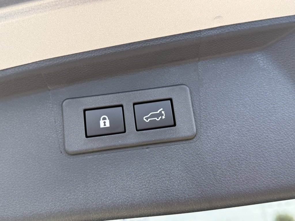 New 2025 Subaru Outback Premium image 25