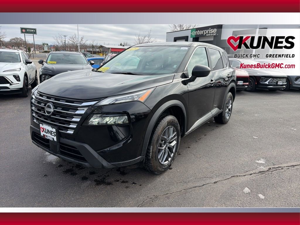 Used 2024 Nissan Rogue S image 8