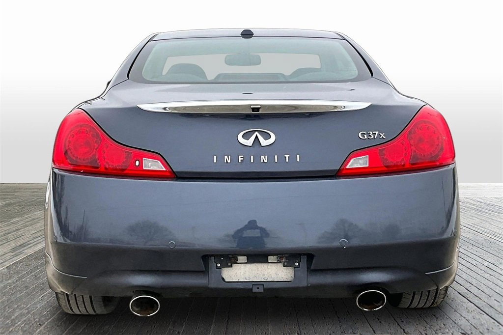 Used 2011 INFINITI G37 x w/ Premium Pkg image 7