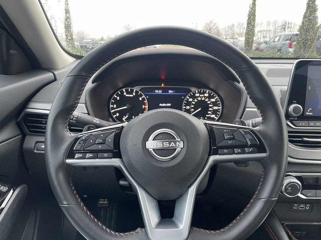 Used 2025 Nissan Altima 2.5 SR image 14