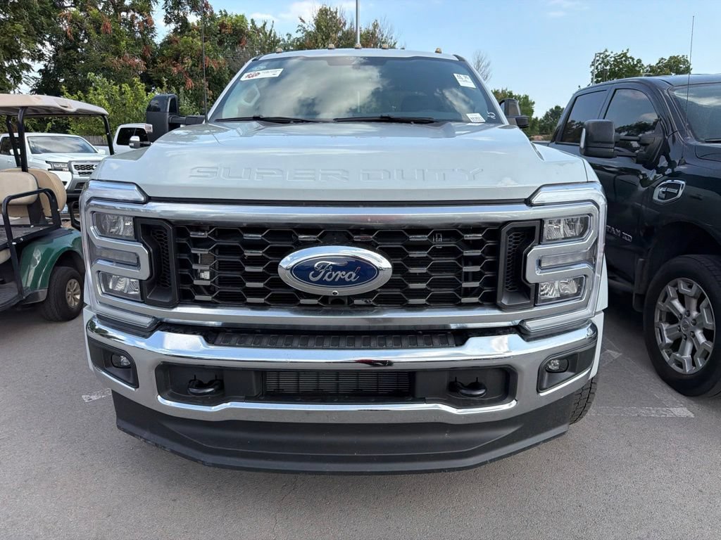 Used 2026 Ford F450 Lariat AWD/4WD image 2