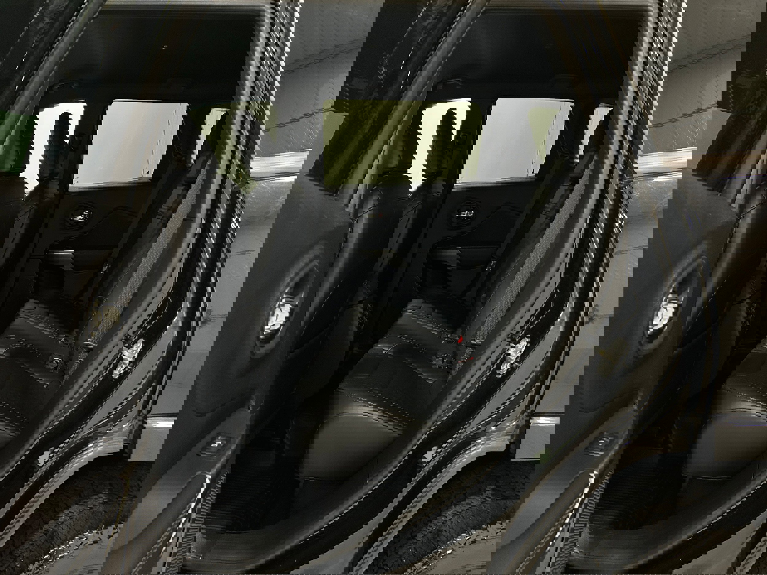 Used 2019 Jeep Cherokee High Altitude image 30