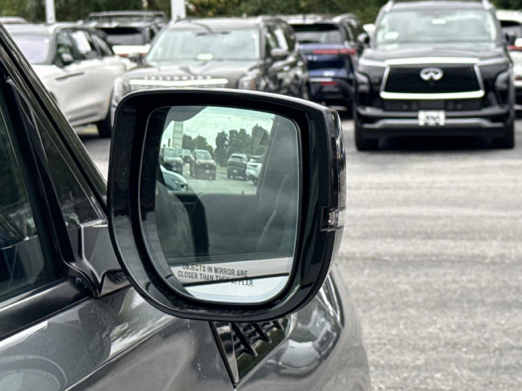 New 2027 INFINITI QX80 Sensory AWD/4WD image 29