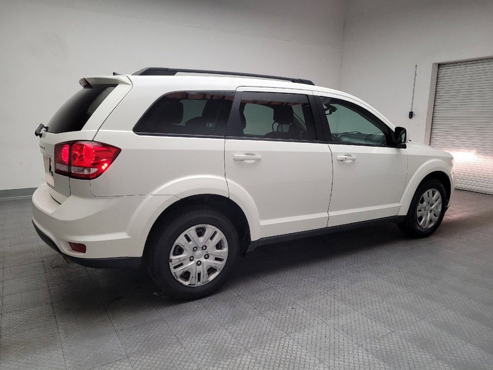 Used 2019 Dodge Journey SE w/ Premium Group FWD image 10