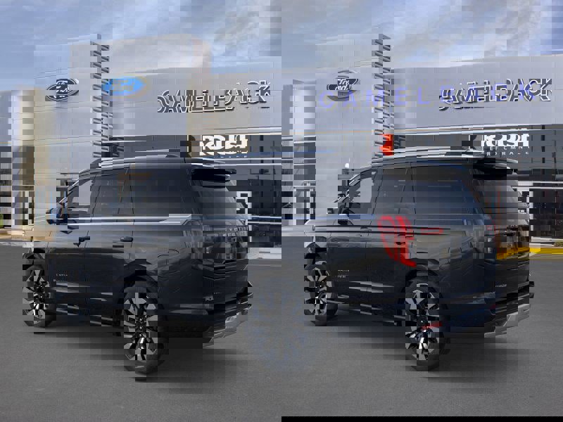 New 2025 Ford Expedition Platinum w/ Driver's Package image 4