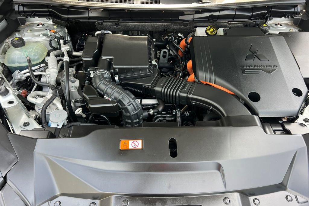 Used 2023 Mitsubishi Outlander SEL image 35