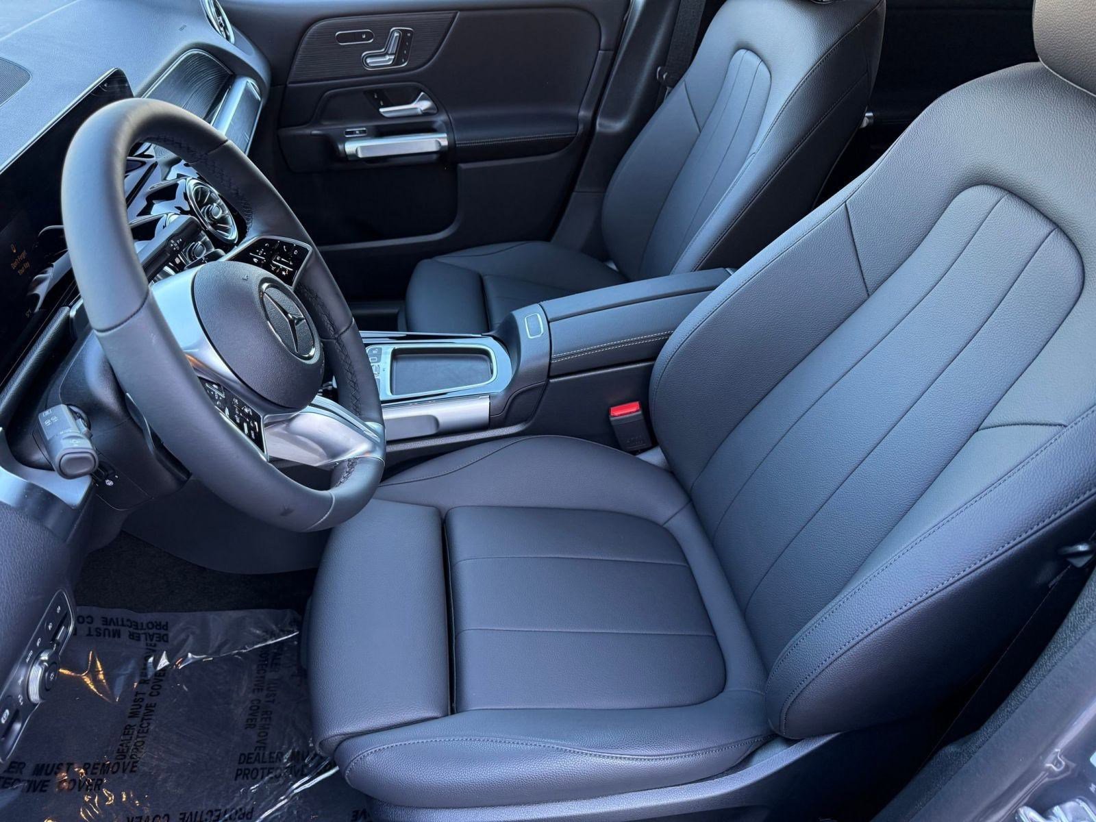 New 2026 Mercedes-Benz GLB 250 4MATIC image 4