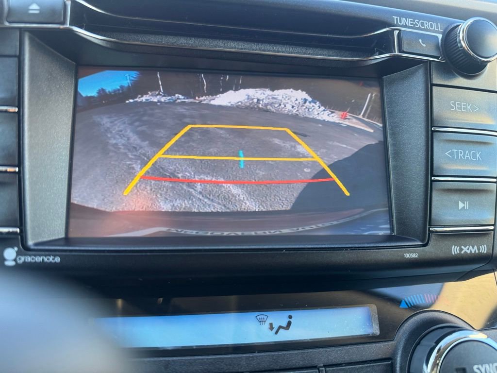 Used 2018 Toyota RAV4 XLE image 12