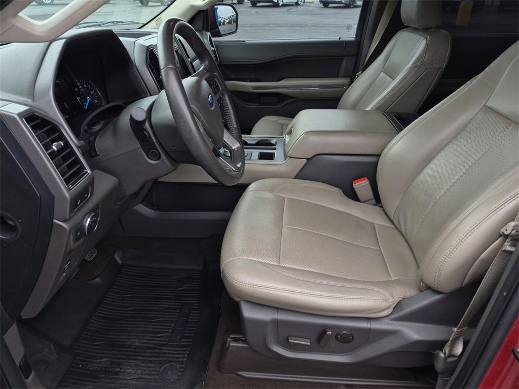 Used 2021 Ford Expedition XLT image 35