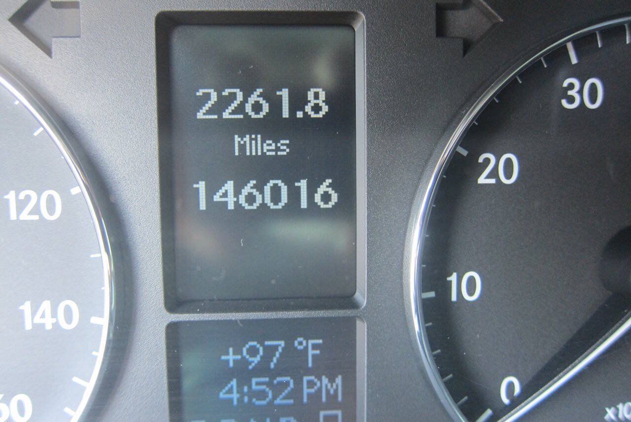 Used 2006 Mercedes-Benz C 350 4MATIC Sedan image 13
