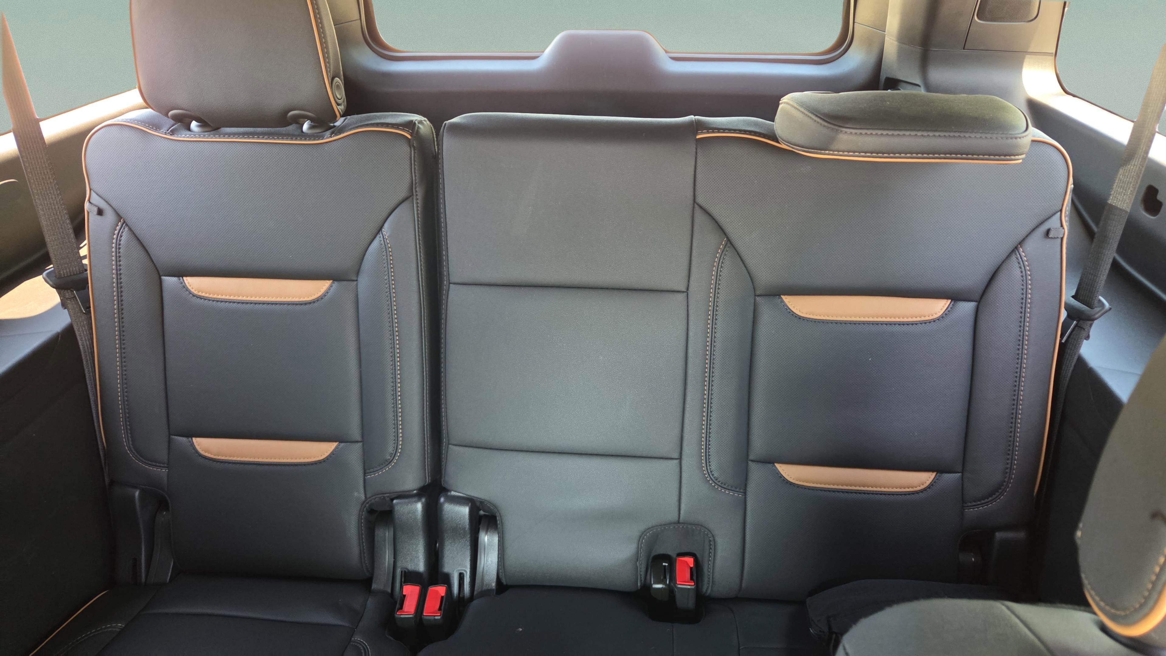 Used 2023 GMC Yukon XL AT4 w/ AT4 Premium Plus Package image 11