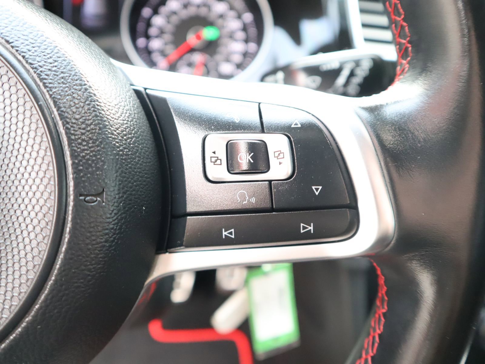 Used 2018 Volkswagen GTI S image 37