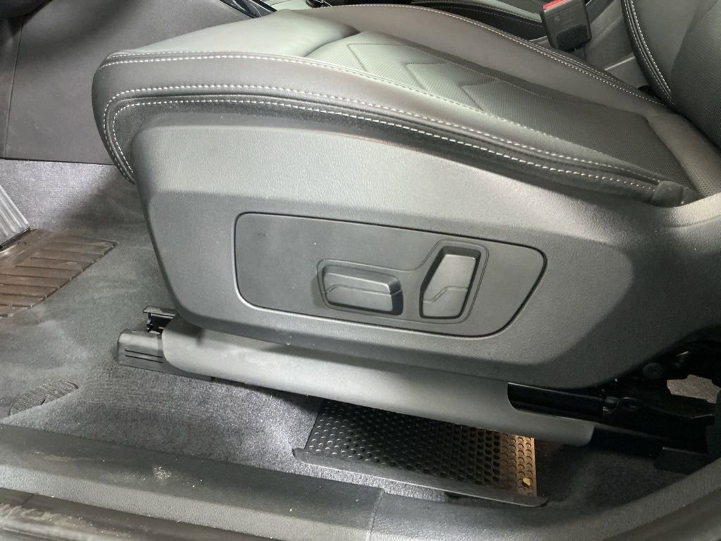 Certified 2025 BMW X1 xDrive28i w/ Convenience Package image 20