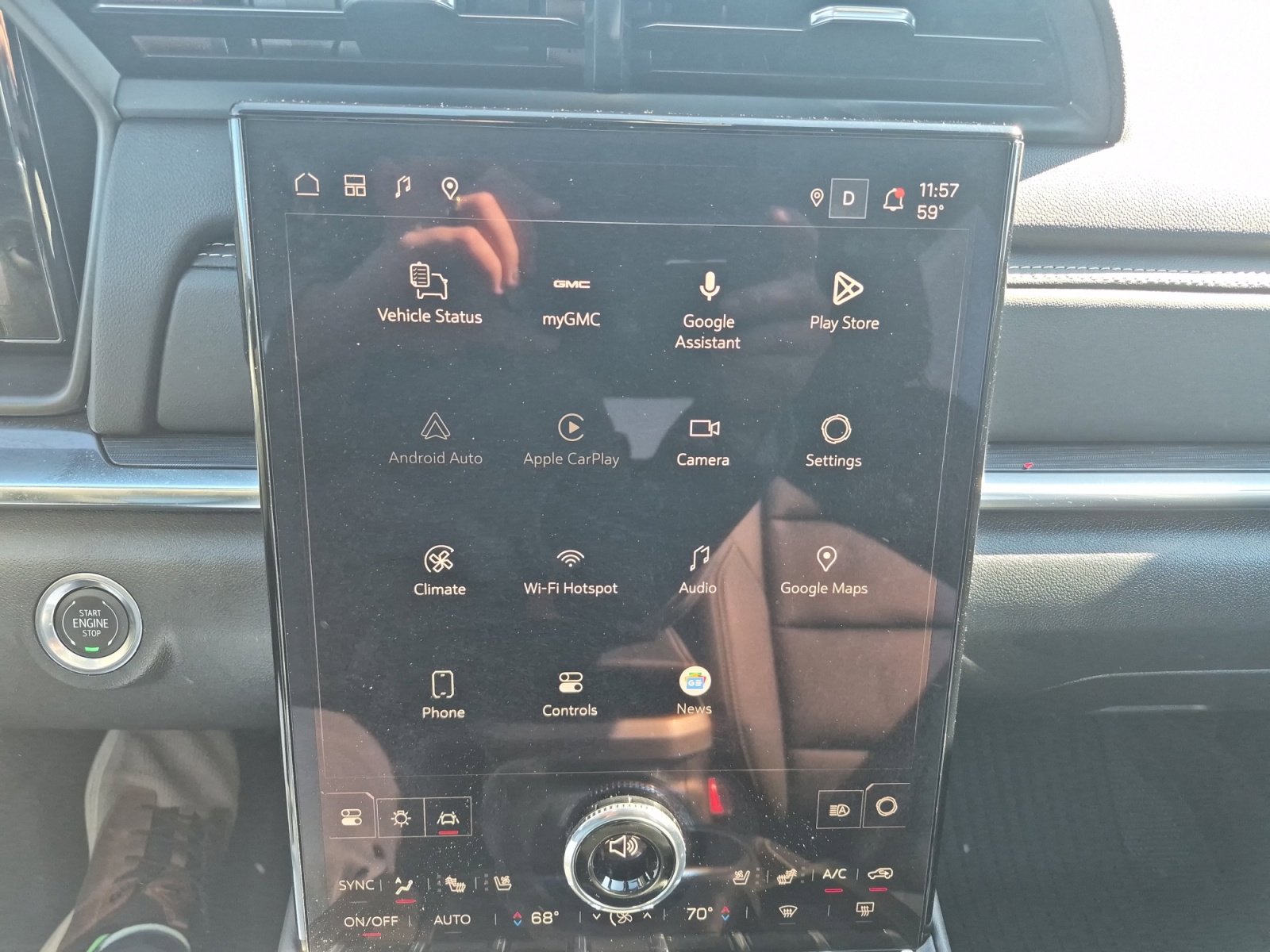 Used 2026 GMC Terrain Elevation w/ Elevation Premium Package image 16