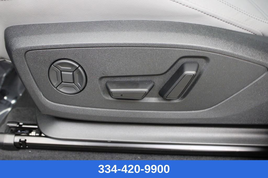 New 2025 Audi Q3 2.0T Premium image 17