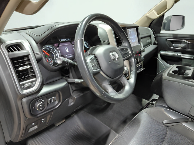 Used 2020 RAM 1500 Laramie AWD/4WD image 25