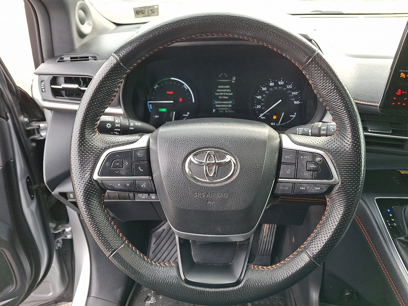 Certified 2024 Toyota Sienna XSE w/ XSE Plus Package image 21