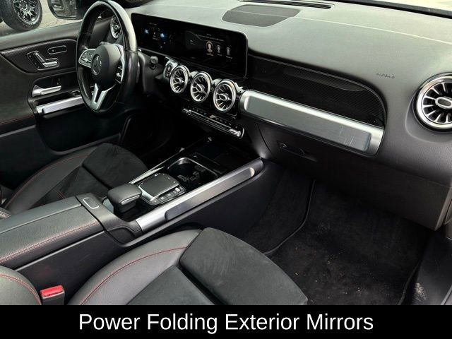 Used 2021 Mercedes-Benz GLB 250 4MATIC image 24