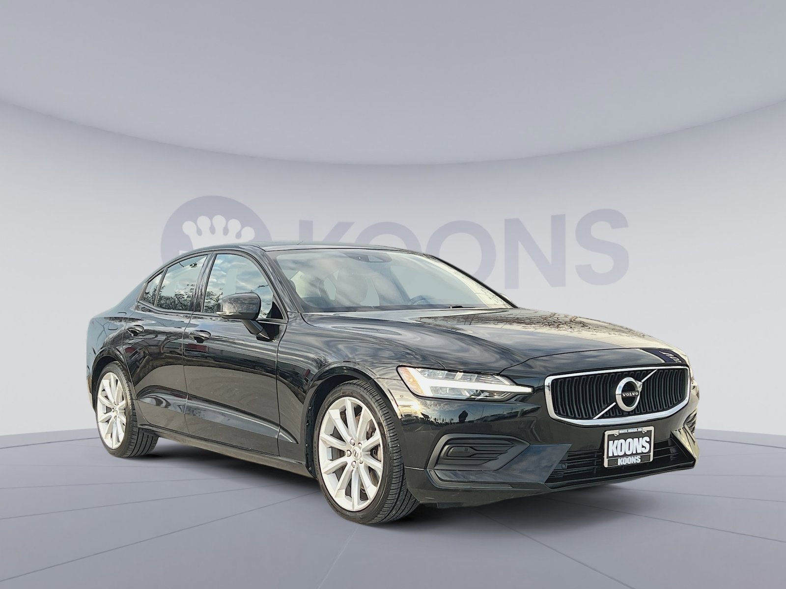 Used 2020 Volvo S60 T6 Momentum w/ Protection Package Premier image 10