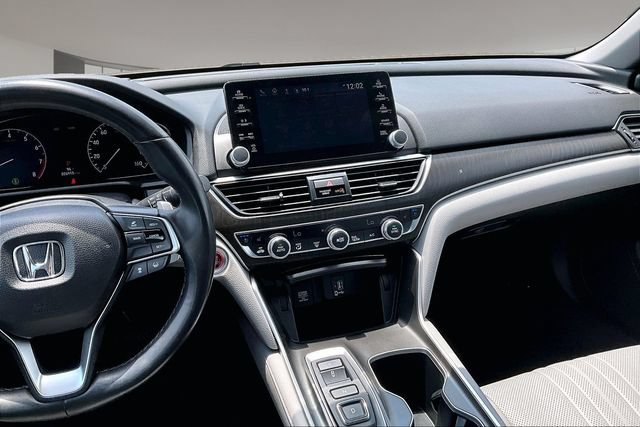 Used 2020 Honda Accord Touring image 9