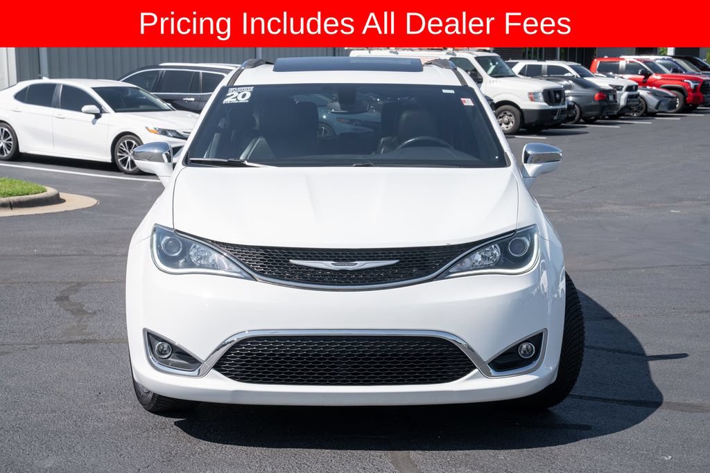 Used 2020 Chrysler Pacifica Limited FWD image 2