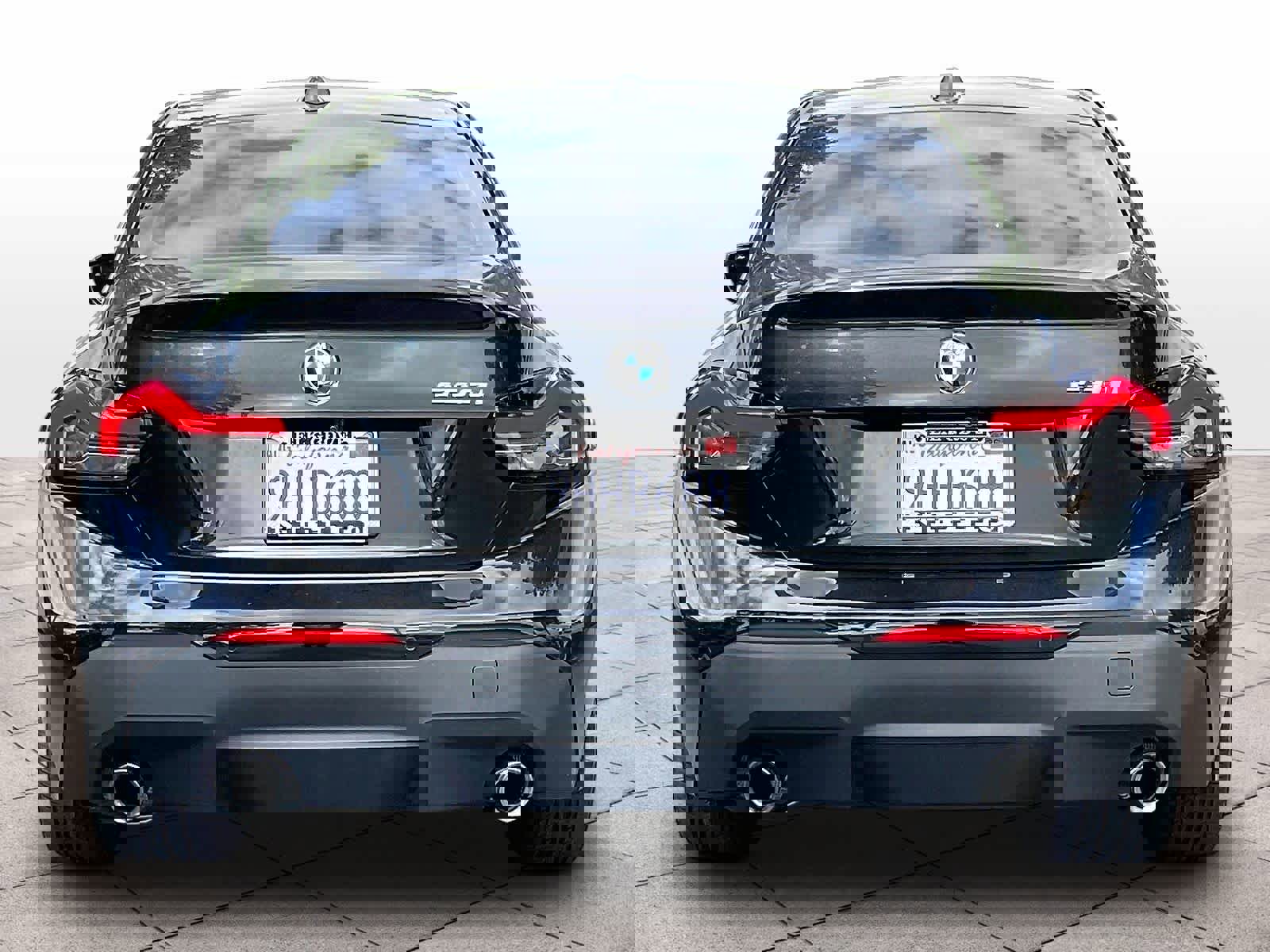 Used 2023 BMW 230i Coupe w/ Convenience Package image 6