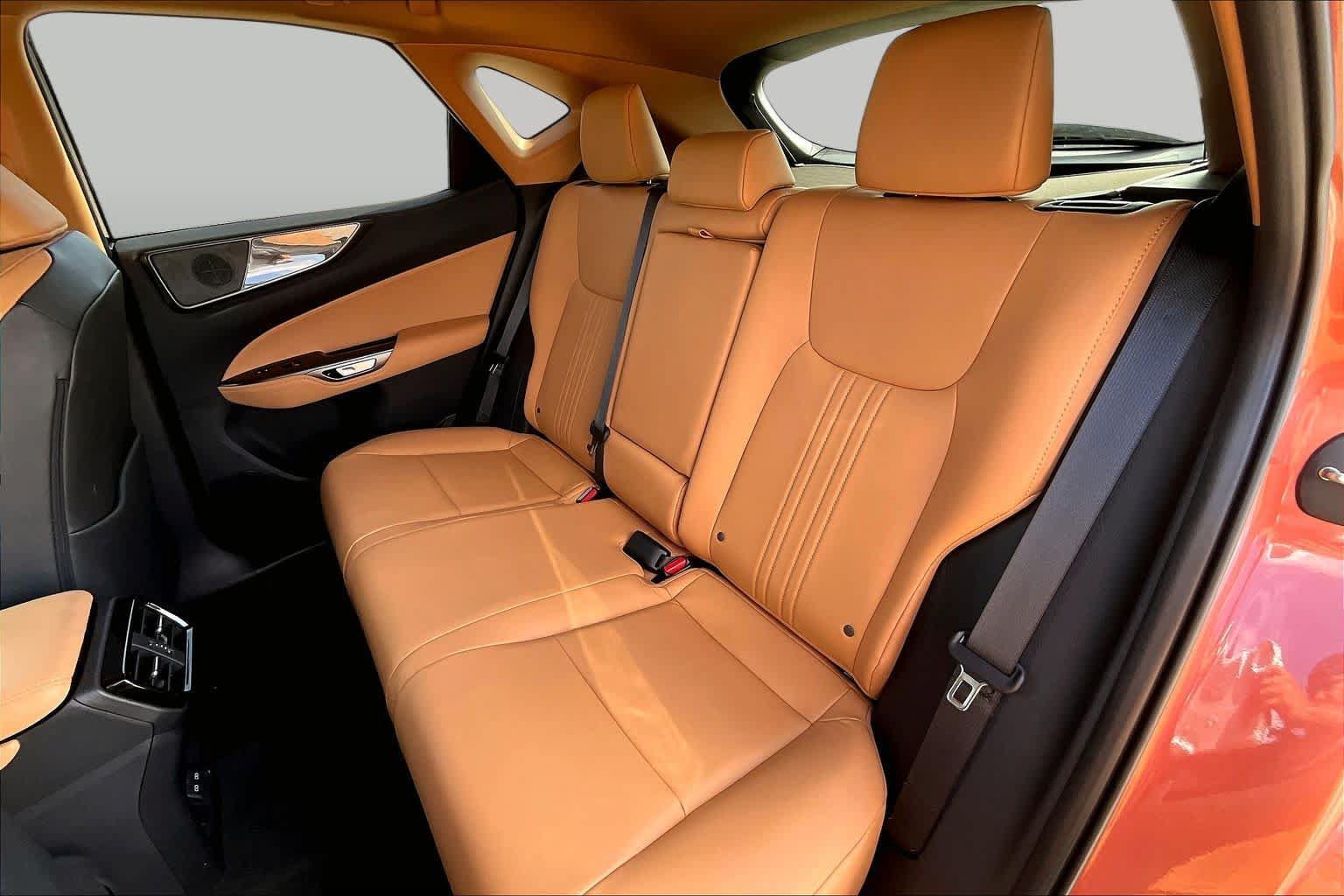 Used 2025 Lexus NX 350 AWD w/ Accessory Package (Z2) image 21