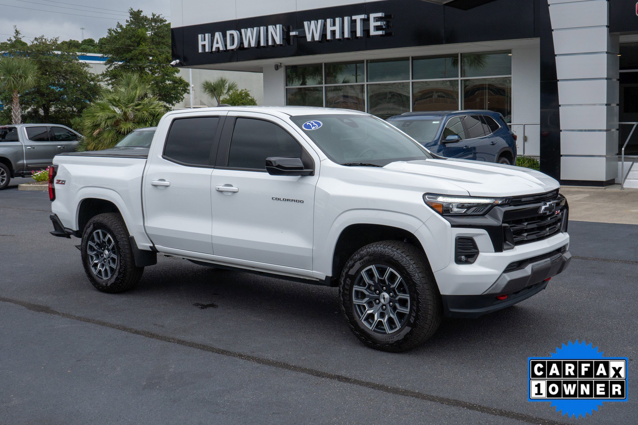 Used 2023 Chevrolet Colorado Z71 w/ Z71 Convenience Package 2