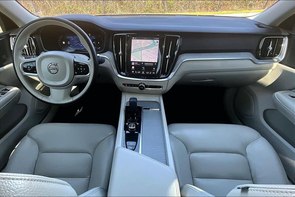 Used 2024 Volvo S60 B5 Plus image 20