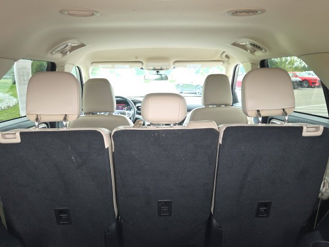 Used 2023 Ford Explorer XLT w/ Equipment Group 202A AWD/4WD image 12