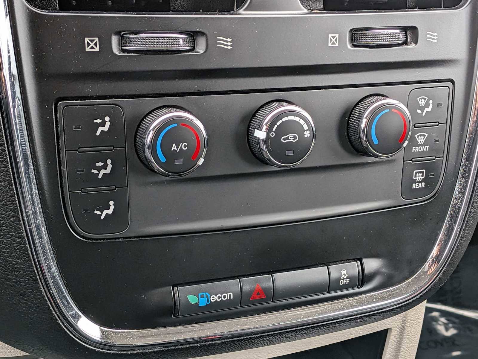 Used 2013 Dodge Grand Caravan American Value Package image 26